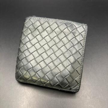 ���� BOTTEGA VENETA �{�b�e�K���F�l�^ ��܂���z