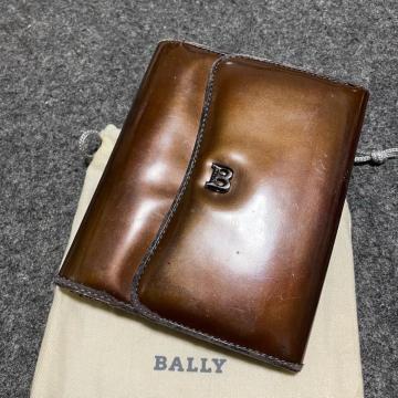 【アンティーク】【BALLY / バリー】 エナメル / 二つ折り財布 / レザー /  ウォレット