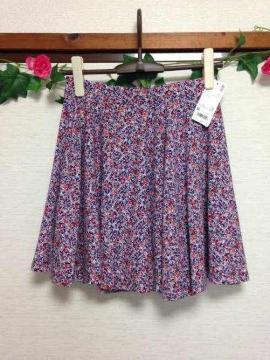 Vi艿1990~UNIQLO jNԕ tA T[L[ XJ[gl