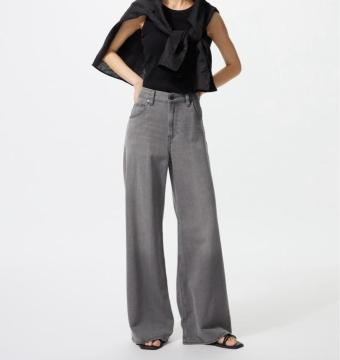 ViUNIQLO(jN)h[vChtAW[Y23