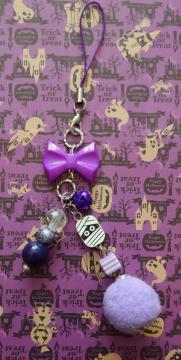 ハンドメイド♪ハロウィン100円チャーム★ストラップ・ポンポン★B