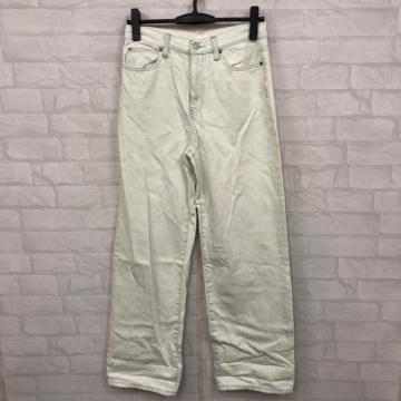 ���� UNIQLO ���j�N�� ���C�h�X�g���[�g�W�[���Y