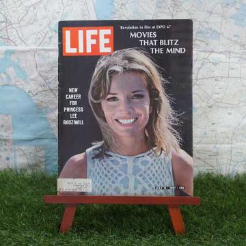 AyAGzLife^Ct@Lee Radziwill@-1967.7.14-@yBe[Wz