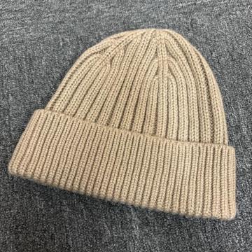  UNIQLO jN q[gebNur[j[