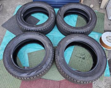 oa 17C`X^bhX ^C PIRELLI ICE ASIMMETRICO PLUS@215/60R17 ^Ĉ4