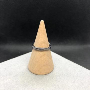  THE KISS SV Vo[ O w 11