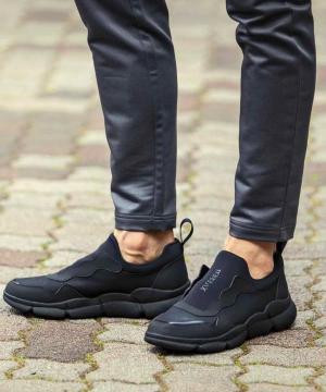 ��1PIU1UGUALE3 �E�m�s�D�E�m�E�O�@�[���g�� �����b�N�X ���S �X�j�[�J�[ �X���b�|�� Vibram �\�[��/28cm