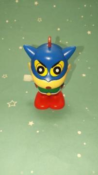 すき家のすきすきセットコスプレクレヨンしんちゃんジャンピングアクション仮面しんちゃんぜんまい仕掛けフィギュア