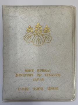 yz04-05F~gZbg lint Set ʏ 1975N a50N 