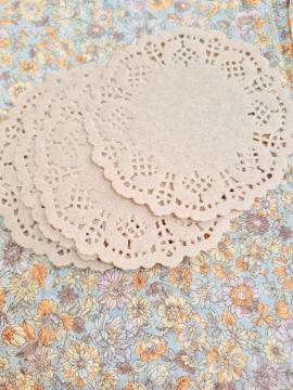 �����������x�[�W���F���[�X�y�[�p�[4����