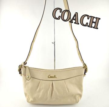 COACH �V�����_�[�o�b�N