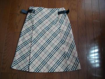 ���o�[�o���[�@BURBERRY�@�E�G�X�g�x���g�f�U�C���X�J�[�g���������I