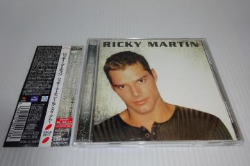 сEDVDtbL[E}[eBqAEACEARicky Martin2270~