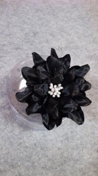 yVizBLACKTěFLOWERRT[W