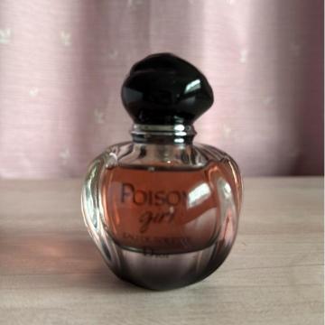 ChristianDiorICwChristianDiorv]K[I[hgŏIl