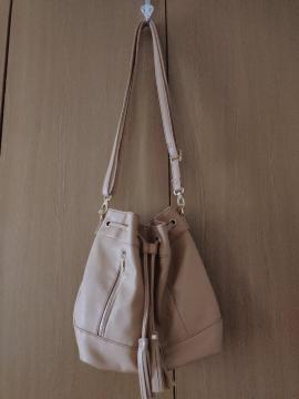 grove �O���[�u��3WAY�o�b�O���В��o�b�O�����U�[�����x�[�W�����V�����_�[�������b�N�ɂ���