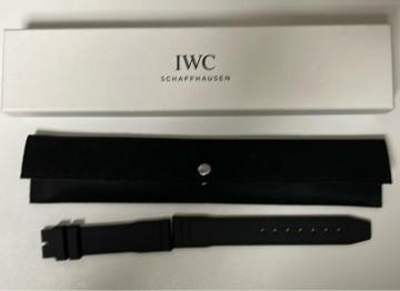 IWC �����x���g EASX-CHANGE