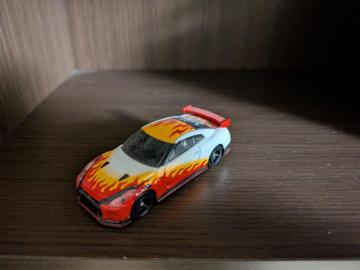 �S�ł̐n�~�j�J�[