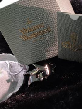 Vivienne Westwood �A�[�}�[�����O