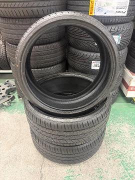 8072182)�����o���a�^�C���̂�3�{�Z�b�g�Z�_���~�j�o��SUV�ЊO�z�C�[���p255/30ZR22��������