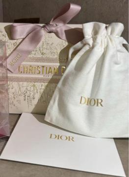 聙Dior Mtg{bNXEВ|[`E@Zbg