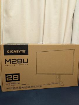 GIGABYTE M28U �Q�[�~���O���j�^�[