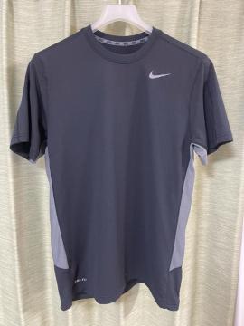 NIKE iCL@ TVc TVc g[jOX|[cEFA@@L