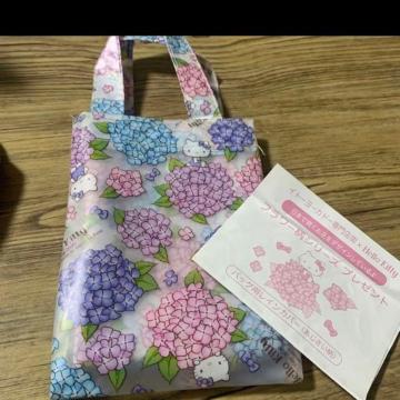 ハローキティ★あじさい柄☆デザイン☆バック用レインカバー