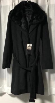 ☆新品未使用☆黒コート