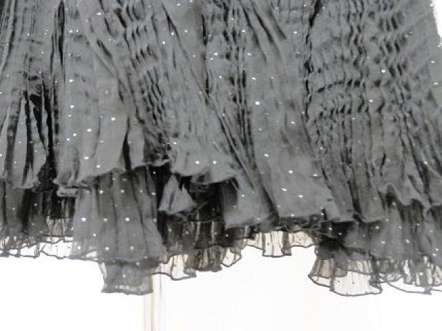 LIMITTLESLUXURY黒ラメプリーツベアキャミワンピドレス < 女性ファッション LIMITTLESLUXURY黒ラメプリーツベアキャミワンピドレス < 女性ファッションの