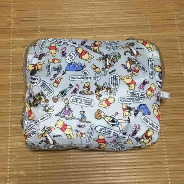 ディズニー・ポケッタブルトートバッグ。プー&フレンズ柄グレー < ブランド ディズニー・ポケッタブルトートバッグ。プー&フレンズ柄グレー < ブランドの
