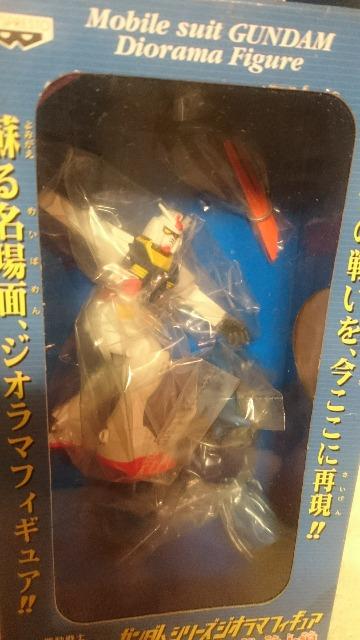 未開封 ガンダム ジオラマ フィギュア ガンダムVSグフ 2000 < アニメ/コミック/キャラクター  未開封 ガンダム ジオラマ フィギュア ガンダムVSグフ 2000 < アニメ/コミック/キャラクターの