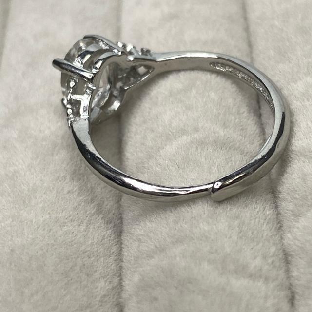 《No.R080》高品質 ブラジル産水晶 フリーサイズリング < 女性アクセサリー/時計  《No.R080》高品質 ブラジル産水晶 フリーサイズリング < 女性アクセサリー/時計の