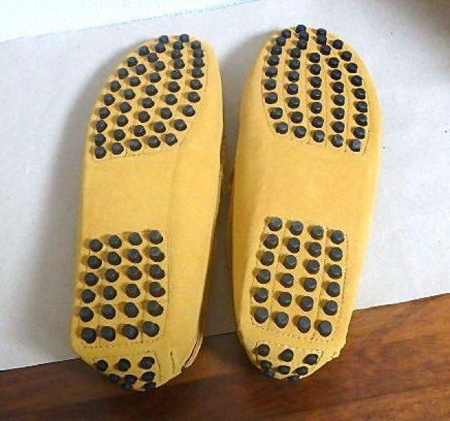 ◆fashion  スウェード スニーカー シューズ イエロー 未使用中古品 30cm < 男性ファッション  ◆fashion  スウェード スニーカー シューズ イエロー 未使用中古品 30cm < 男性ファッションの