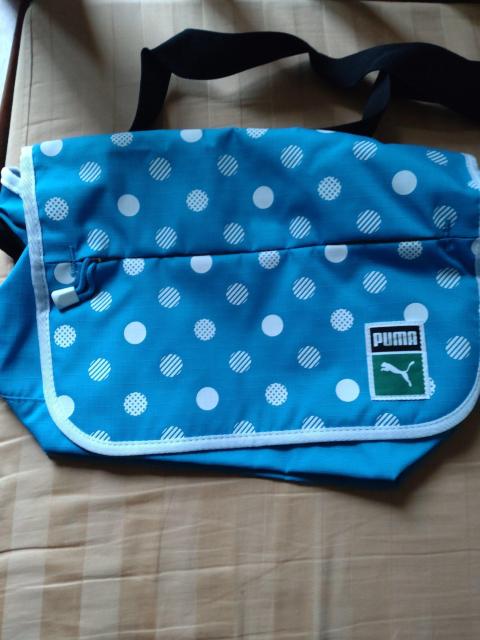 PUMAショルダーバック新品 送料込商品 < ブランド  PUMAショルダーバック新品 送料込商品  < ブランドの