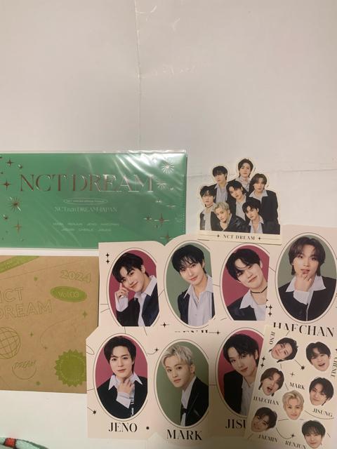 NCT DREAM フォトカード、チケットファイル FC会報特典 < タレントグッズ  NCT DREAM フォトカード、チケットファイル FC会報特典  < タレントグッズの
