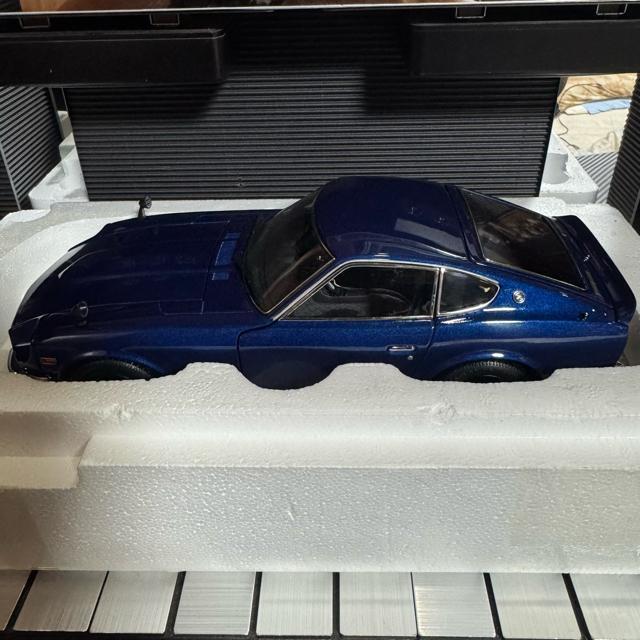 絶版未展示品 京商 1/18 フェアレディZ S30 Street Sports < ホビー  絶版未展示品 京商 1/18 フェアレディZ S30 Street Sports < ホビーの