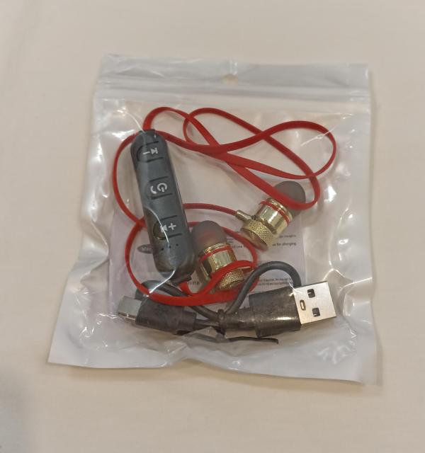 ゴールド ワイヤレス ブルートゥース ヘッドセット イヤホン ネックイヤフォン 磁気吸着 バイノーラル ステレオ スポーツ 60 < 家電/AV ゴールド ワイヤレス ブルートゥース ヘッドセット イヤホン ネックイヤフォン 磁気吸着 バイノーラル ステレオ スポーツ 60 < 家電/AVの