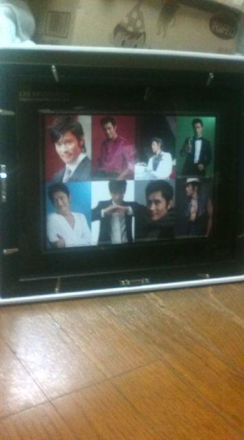 ݃CErzfGȎʐ^  ^gObY 