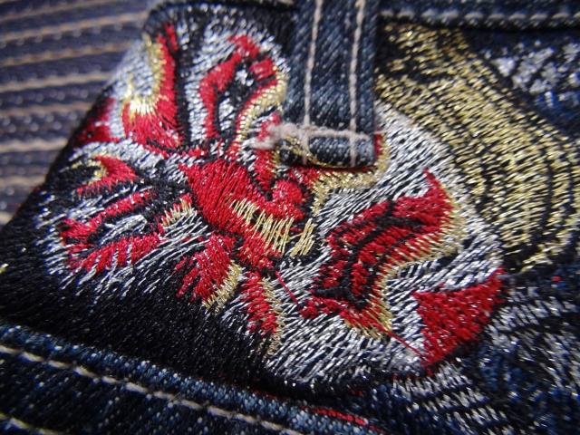 GUMUのデニム 派手な絵 メンズ 未使用に近い (XXL)!。 < 男性ファッション GUMUのデニム 派手な絵 メンズ 未使用に近い (XXL)!。 < 男性ファッションの