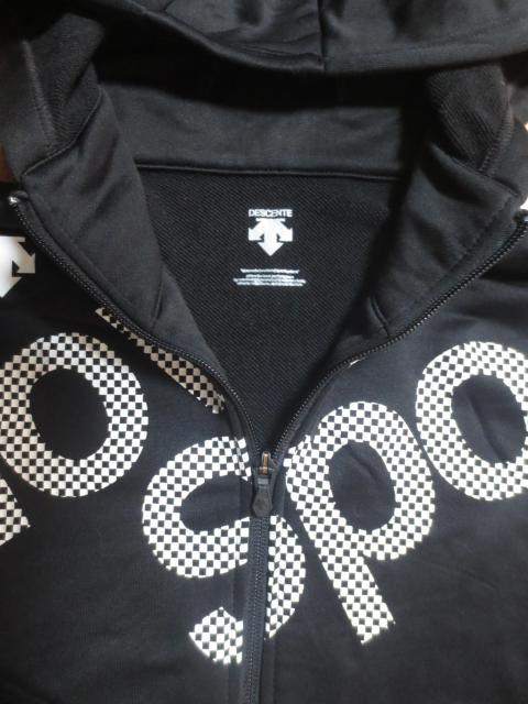 DESCENTE  デサント MoveSport  ポリエステル フルジップ パーカー S < ブランド  DESCENTE  デサント MoveSport  ポリエステル フルジップ パーカー S < ブランドの