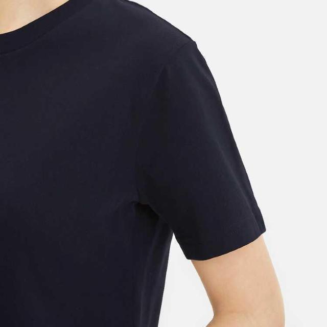 GUグラフィックT(半袖)ELLE2 Sサイズ ネイビー NAVY 紺 綿100% < ブランド  GUグラフィックT(半袖)ELLE2 Sサイズ ネイビー NAVY 紺 綿100% < ブランドの