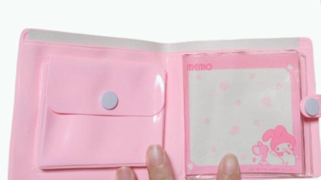 レア 新品 1976年 My Melody 二つ折り財布 サンリオ < アニメ/コミック/キャラクター レア 新品 1976年 My Melody 二つ折り財布 サンリオ < アニメ/コミック/キャラクターの