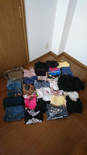 ブランド服からノーブランドまでまとめ売り < 女性ファッション  ブランド服からノーブランドまでまとめ売り  < 女性ファッションの