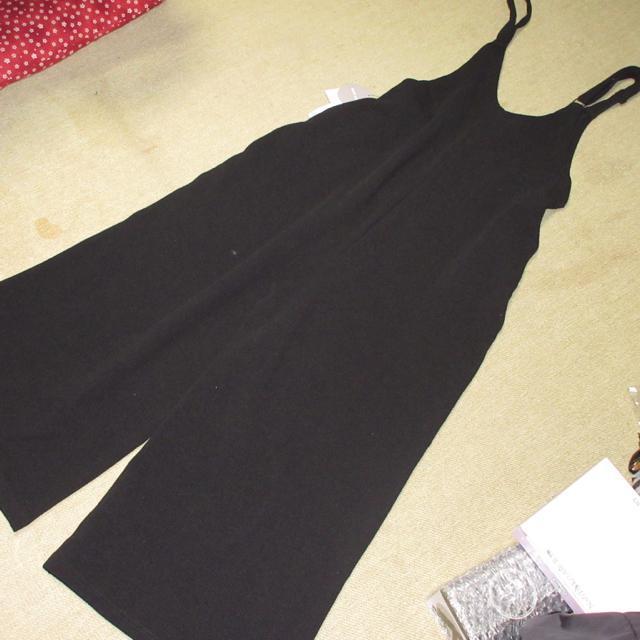 未使用タグ付☆オールインワン*ワイドパンツ*ガウチョパンツ(ブラック) < 女性ファッション 未使用タグ付☆オールインワン*ワイドパンツ*ガウチョパンツ(ブラック) < 女性ファッションの