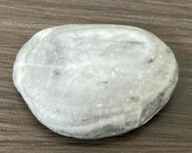 2,200円スタート!「お守り」や「ワイヤー作家」や「ジュエリー作家」の素材に阿波翡翠(ジェイド)原石 < 女性ファッション  2,200円スタート!「お守り」や「ワイヤー作家」や「ジュエリー作家」の素材に阿波翡翠(ジェイド)原石  < 女性ファッションの