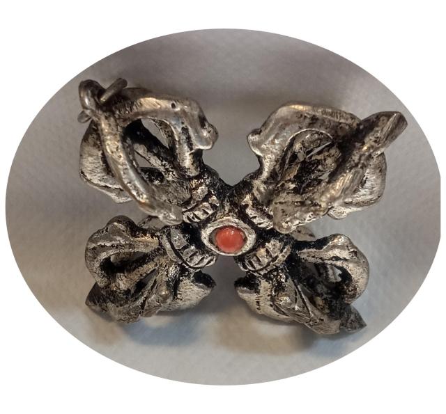 AzureGreen: TIBETAN DOUBLE DORJE PENDANT < 女性アクセサリー/時計  AzureGreen: TIBETAN DOUBLE DORJE PENDANT < 女性アクセサリー/時計の