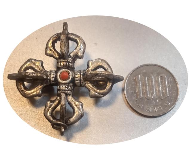 AzureGreen: TIBETAN DOUBLE DORJE PENDANT < 女性アクセサリー/時計  AzureGreen: TIBETAN DOUBLE DORJE PENDANT < 女性アクセサリー/時計の