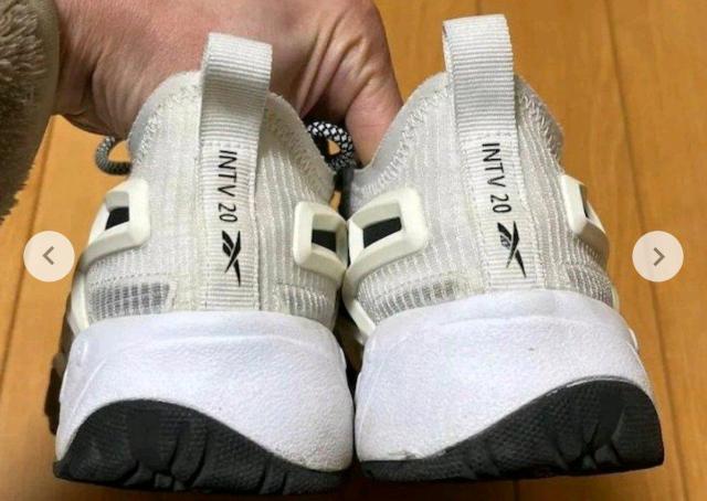 Reebokスニーカー インターバル 20 23.5cm リーボックレディーススニーカー スケルトングリーン < 女性ファッション  Reebokスニーカー インターバル 20 23.5cm リーボックレディーススニーカー スケルトングリーン < 女性ファッションの