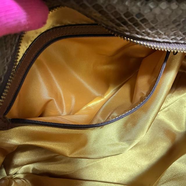 �y�ɏ�̏_�炩���z �h�D�y�� �N���R�_�C�����U�[ �o�b�O �� �O���\�� �� �� �����t�@�b�V������ 